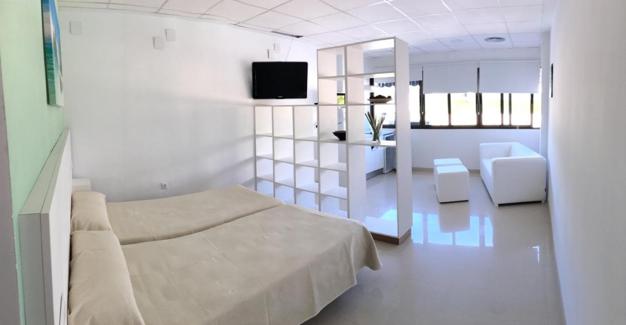 Apartamentos Carmen Teresa Torremolinos Kültér fotó