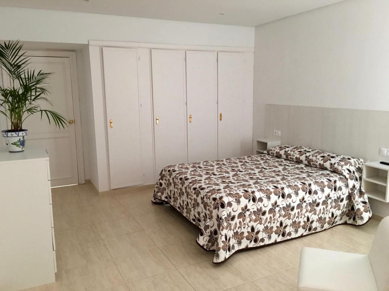 Apartamentos Carmen Teresa Torremolinos Kültér fotó