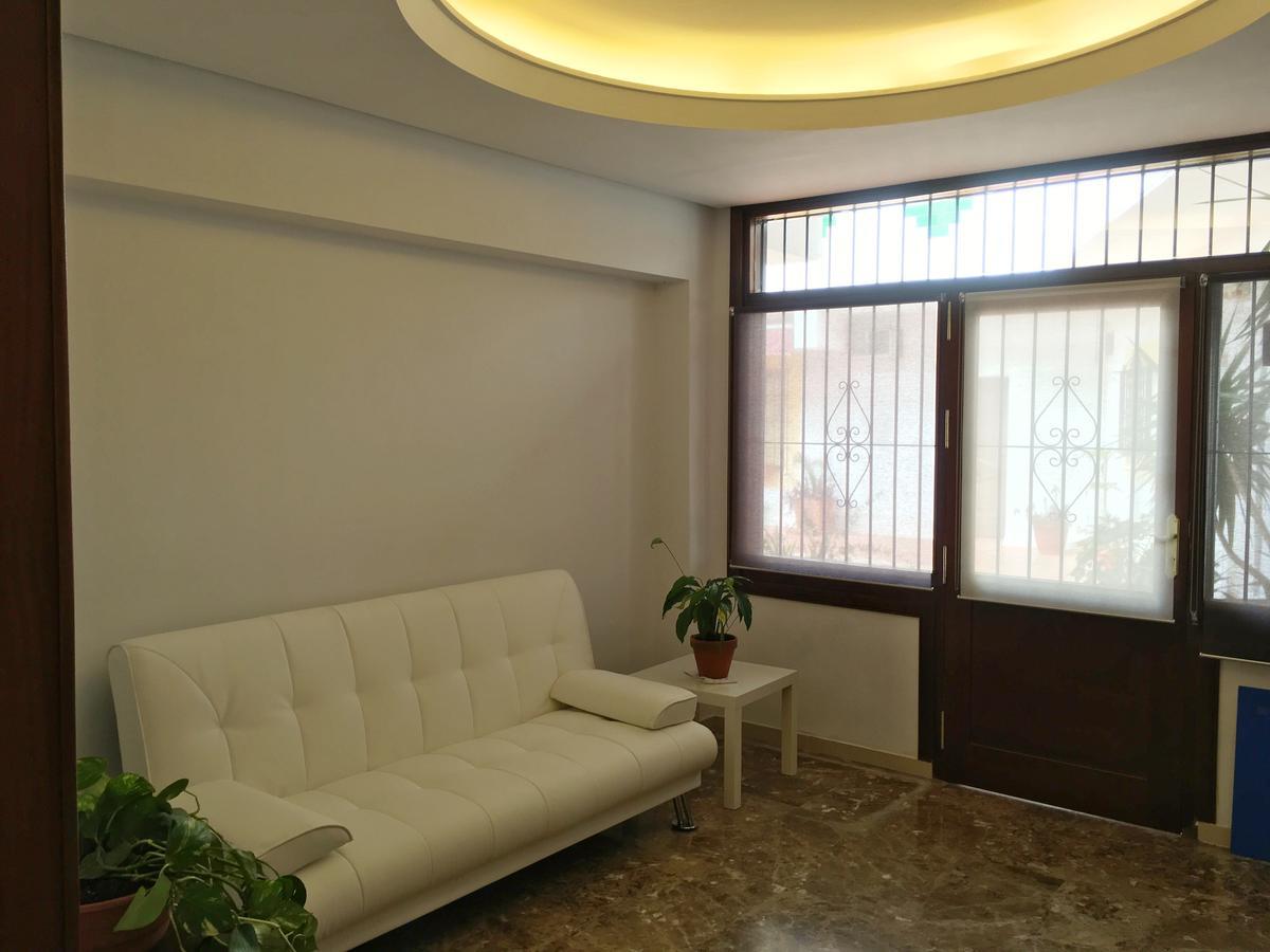Apartamentos Carmen Teresa Torremolinos Kültér fotó